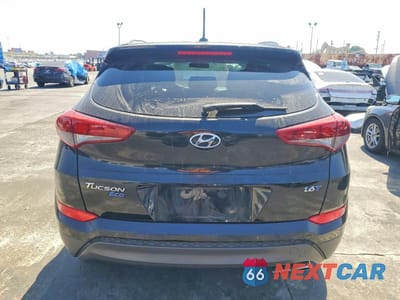 Zdjęcie 6 z 12 samochodu: 2016 HYUNDAI TUCSON VIN:KM8J33A24GU047706 - miniatura