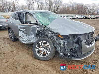 Czwarte zdjęcie samochodu z boku: 2023 BUICK ENVISION ESSENCE VIN:LRBFZPR4XPD217538 - miniatura