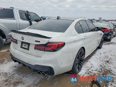 Trzecie zdjęcie samochodu z tyłu: 2019 BMW M5 VIN:WBSJF0C59KB448490 - miniatura