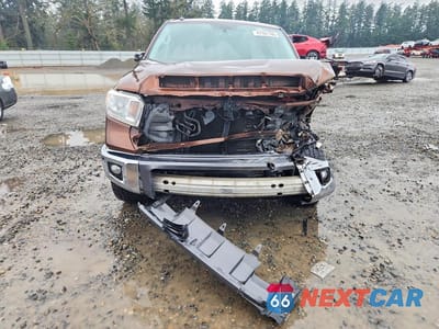 Piąte zdjęcie samochodu w środku: 2016 TOYOTA TUNDRA 1794 EDITION VIN:5TFAY5F10GX532358 - miniatura