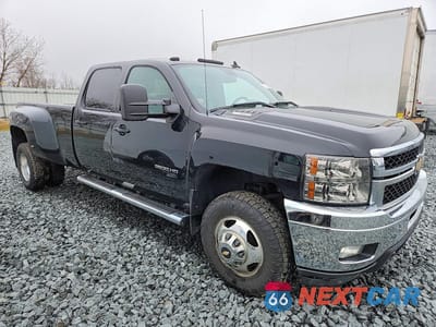 Czwarte zdjęcie samochodu z boku: 2011 CHEVROLET SILVERADO K3500 LTZ VIN:1GC4K1C83BF240758 - miniatura