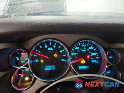 Zdjęcie 9 z 12 samochodu: 2008 CHEVROLET SILVERADO K2500 HEAVY DUTY VIN:1GCHK23658F123472 - miniatura