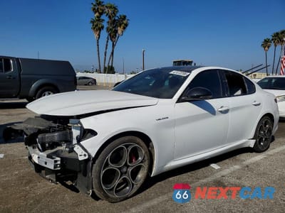 2022 ALFA ROMEO GIULIA SUPER ZARFAMBN6N7666131 - główne zdjęcie licytacji z USA - miniatura