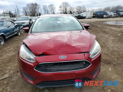 Piąte zdjęcie samochodu w środku: 2016 FORD FOCUS SE VIN:1FADP3F27GL368925 - miniatura