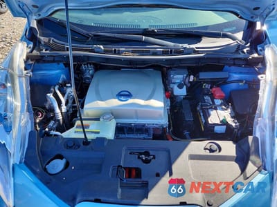 Zdjęcie 11 z 12 samochodu: 2015 NISSAN LEAF SL VIN:1N4AZ0CP1FC330052 - miniatura
