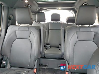 Zdjęcie 10 z 13 samochodu: 2025 LAND ROVER DEFENDER 130 X-DYNAMIC SE VIN:SALE2FEU6S2440237 - miniatura