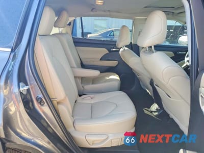Zdjęcie 11 z 13 samochodu: 2023 TOYOTA HIGHLANDER XLE VIN:5TDKDRAH8PS004858 - miniatura