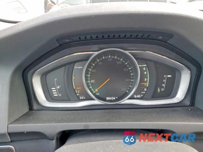 Zdjęcie 9 z 12 samochodu: 2018 VOLVO S60 INSCRIPTION VIN:LYV402TK4JB173664 - miniatura