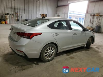 Trzecie zdjęcie samochodu z tyłu: 2020 HYUNDAI ACCENT SEL VIN:3KPC24A6XLE100863 - miniatura