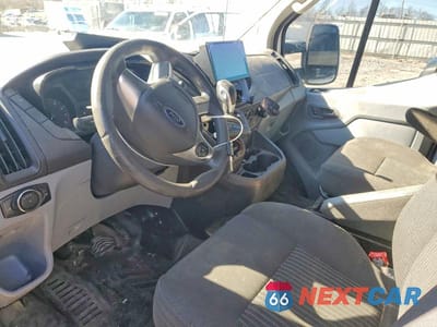 Zdjęcie 8 z 13 samochodu: 2015 FORD TRANSIT 250 UTILITY / SERVICE VAN VIN:1FTNR3XM7FKA78908 - miniatura