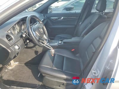 Zdjęcie 7 z 12 samochodu: 2013 MERCEDES-BENZ C 300 4MATIC VIN:WDDGF8AB8DG119512 - miniatura