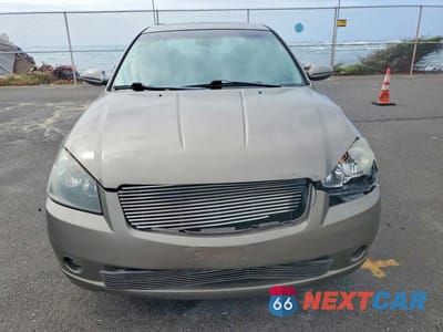 Piąte zdjęcie samochodu w środku: 2005 NISSAN ALTIMA 2.5 VIN:1N4AL11D25C380974 - miniatura