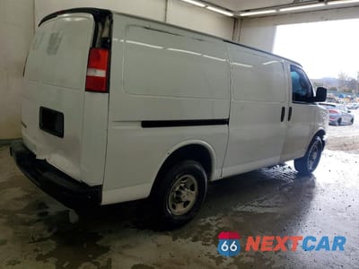 Trzecie zdjęcie samochodu z tyłu: 2020 CHEVROLET EXPRESS G2500 VIN:1GCWGAFG5L1264992 - miniatura