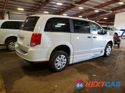Trzecie zdjęcie samochodu z tyłu: 2019 DODGE GRAND CARAVAN SE BRAUN ENTERVAN VIN:2C7WDGBG7KR698992 - miniatura