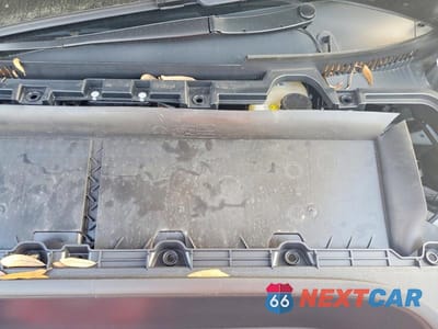 Zdjęcie 11 z 12 samochodu: 2026 TESLA MODEL Y VIN:7SAYGDEE6TA412391 - miniatura