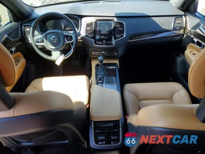 Zdjęcie 8 z 13 samochodu: 2018 VOLVO XC90 T6 VIN:YV4A22PK7J1214526 - miniatura