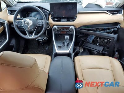 Zdjęcie 8 z 13 samochodu: 2024 TOYOTA RAV4 XLE PREMIUM VIN:2T3A1RFV9RC465069 - miniatura