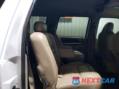 Zdjęcie 11 z 13 samochodu: 2002 FORD EXCURSION LIMITED VIN:1FMNU43S42ED37058 - miniatura