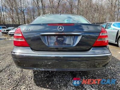 Zdjęcie 6 z 11 samochodu: 2004 MERCEDES-BENZ E 320 VIN:WDBUF65J04A494220 - miniatura
