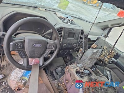 Zdjęcie 8 z 11 samochodu: 2018 FORD F350 SUPER DUTY VIN:1FT8X3DT8JEB14143 - miniatura