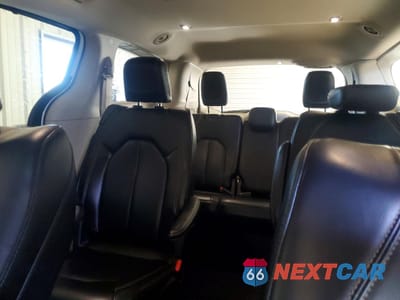 Zdjęcie 10 z 13 samochodu: 2023 CHRYSLER PACIFICA TOURING L VIN:2C4RC1BGXPR524335 - miniatura