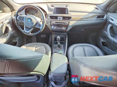 Zdjęcie 8 z 12 samochodu: 2017 BMW X1 XDRIVE28I VIN:WBXHT3C30H5F71820 - miniatura