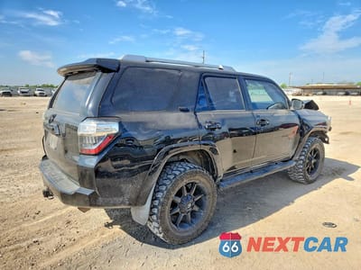 Trzecie zdjęcie samochodu z tyłu: 2016 TOYOTA 4RUNNER SR5 PREMIUM VIN:JTEZU5JR0G5136417 - miniatura