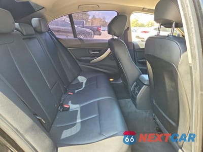 Zdjęcie 10 z 12 samochodu: 2016 BMW 320 I VIN:WBA8E1G53GNT36165 - miniatura