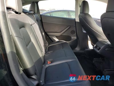 Zdjęcie 11 z 13 samochodu: 2023 TESLA MODEL Y VIN:7SAYGDEE8PF707419 - miniatura