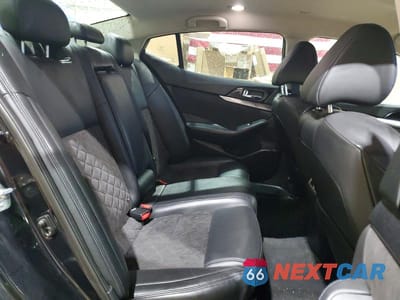 Zdjęcie 10 z 13 samochodu: 2016 NISSAN MAXIMA 3.5 SR VIN:1N4AA6AP6GC389919 - miniatura