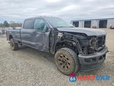 Czwarte zdjęcie samochodu z boku: 2024 FORD F350 SUPER DUTY VIN:1FT8W3BT4REF26626 - miniatura