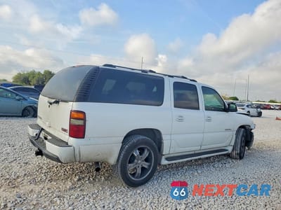 Trzecie zdjęcie samochodu z tyłu: 2003 GMC YUKON XL DENALI VIN:1GKFK66U23J150972 - miniatura