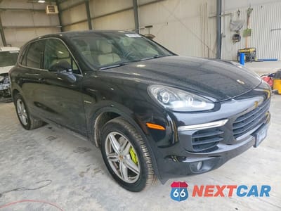Czwarte zdjęcie samochodu z boku: 2015 PORSCHE CAYENNE SE HYBRID VIN:WP1AE2A21FLA51479 - miniatura