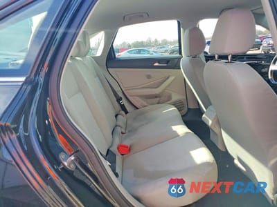 Zdjęcie 10 z 12 samochodu: 2019 VOLKSWAGEN JETTA S VIN:3VWN57BU3KM107153 - miniatura