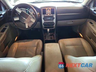 Zdjęcie 8 z 12 samochodu: 2006 CHRYSLER 300 TOURING VIN:2C3KA53G46H113535 - miniatura