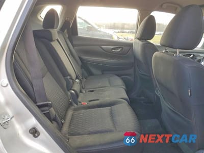 Zdjęcie 11 z 12 samochodu: 2017 NISSAN ROGUE S VIN:KNMAT2MV8HP520995 - miniatura