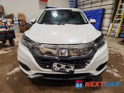 Piąte zdjęcie samochodu w środku: 2019 HONDA HR-V LX VIN:3CZRU5H31KM101338 - miniatura