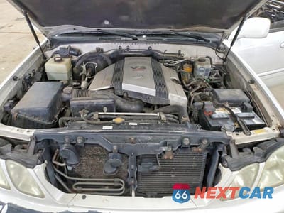 Zdjęcie 12 z 13 samochodu: 2004 LEXUS LX 470 BASE VIN:JTJHT00W343543665 - miniatura