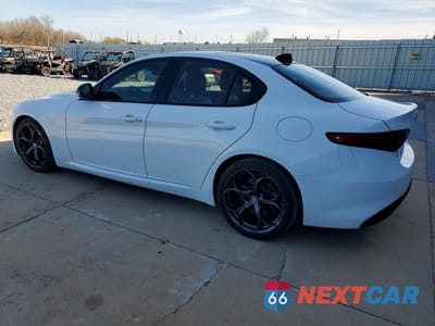 Drugie zdjęcie samochodu z przodu: 2019 ALFA ROMEO GIULIA VIN:ZARFAMAN6K7606413 - miniatura