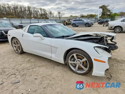 Czwarte zdjęcie samochodu z boku: 2009 CHEV CORVETTE VIN:1G1YY26W495111274 - miniatura