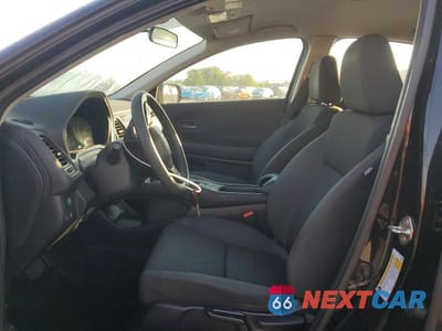 Zdjęcie 7 z 13 samochodu: 2019 HONDA HR-V LX VIN:3CZRU5H39KG710255 - miniatura