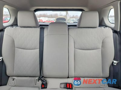 Zdjęcie 10 z 13 samochodu: 2026 TOYOTA COROLLA CROSS L VIN:7MUAAABG9TV155574 - miniatura