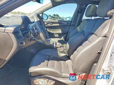 Zdjęcie 7 z 13 samochodu: 2025 PORSCHE MACAN BASE VIN:WP1AA2A54SLB13215 - miniatura