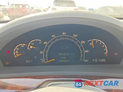 Zdjęcie 9 z 11 samochodu: 2005 MERCEDES-BENZ S 500 VIN:WDBNG75J15A443690 - miniatura