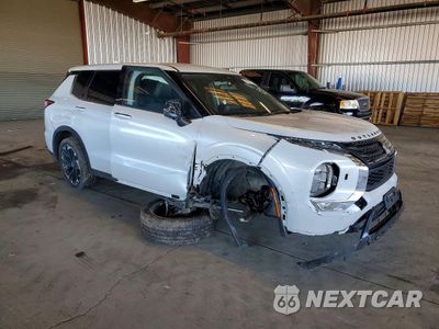 Czwarte zdjęcie samochodu z boku: 2023 MITSUBISHI OUTLANDER SE VIN:JA4J4UA84PZ031160 - miniatura