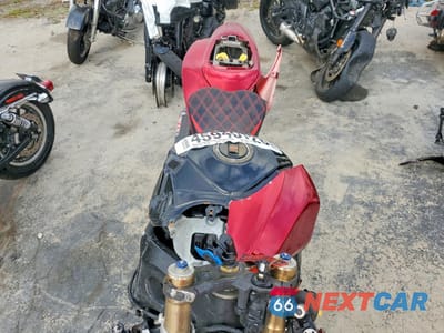 Piąte zdjęcie samochodu w środku: 2006 SUZUKI GSX-R600 K6 VIN:JS1GN7DA362102914 - miniatura