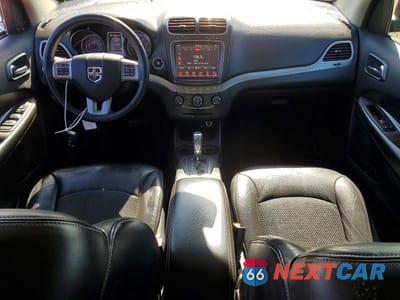 Zdjęcie 8 z 13 samochodu: 2014 DODGE JOURNEY CROSSROAD VIN:3C4PDCGB2ET260857 - miniatura