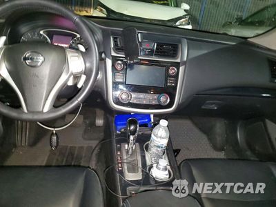 Zdjęcie 8 z 14 samochodu: 2018 NISSAN ALTIMA 2.5 SR VIN:1N4AL3AP2JC284827 - miniatura