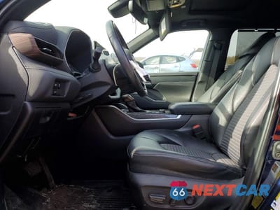 Zdjęcie 7 z 13 samochodu: 2023 TOYOTA HIGHLANDER XSE VIN:5TDKDRBH9PS002695 - miniatura