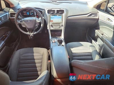 Zdjęcie 8 z 11 samochodu: 2017 FORD FUSION SE VIN:3FA6P0HD1HR312617 - miniatura